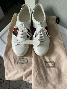 Gucci White Leather Sneakers with Red & Navy Web Stripe